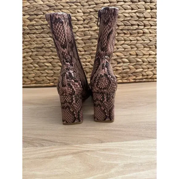 NWB! Steve Madden Harlie snake skin bootie - Picture 6 of 9
